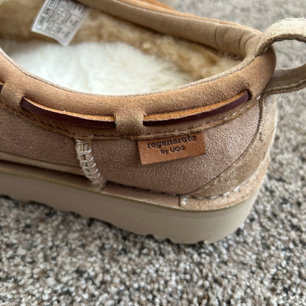 Ugg Tasman Tan Suede Slip-On Loafers size women’s 10 or mens 8 - Picture 5 of 8